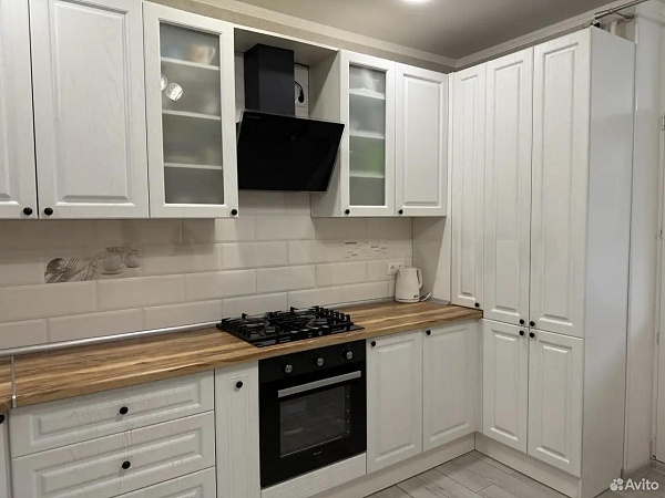 2-к. квартира, 63 м², 1/18 эт.