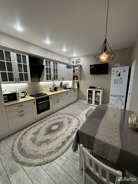 2-к. квартира, 73 м², 10/10 эт.