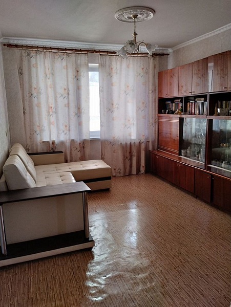 4-к. квартира, 70,8 м², 1/9 эт.