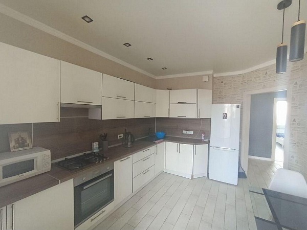 2-к. квартира, 60 м², 13/16 эт.
