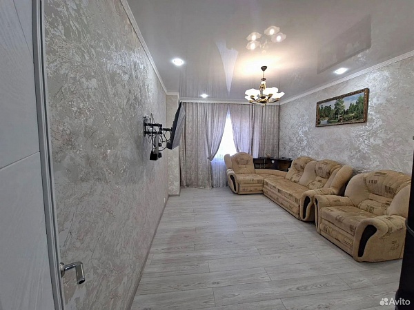 1-к. квартира, 40 м², 8/10 эт.