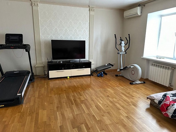 3-к. квартира, 120 м², 9/10 эт.