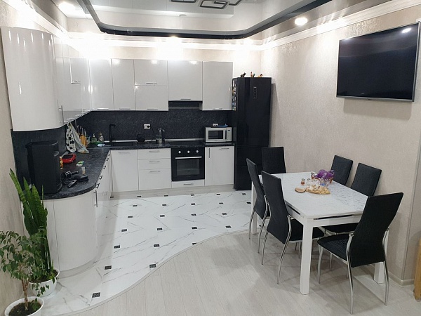 2-к. квартира, 64 м², 1/7 эт.