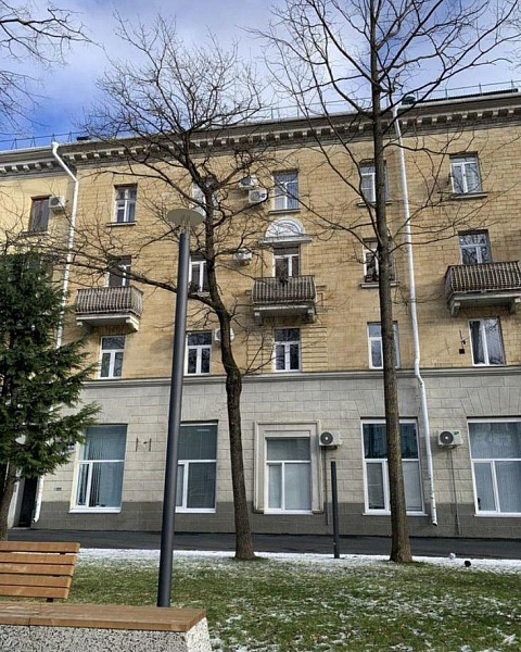 2-к. квартира, 52 м², 4/4 эт.