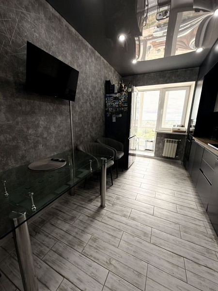 3-к. квартира, 80 м², 7/16 эт.