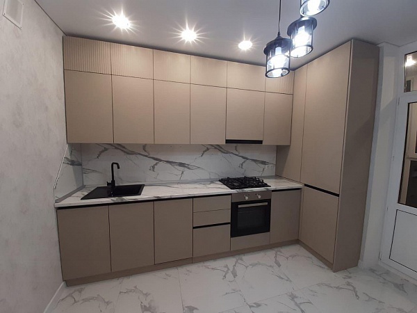 2-к. квартира, 53 м², 14/20 эт.