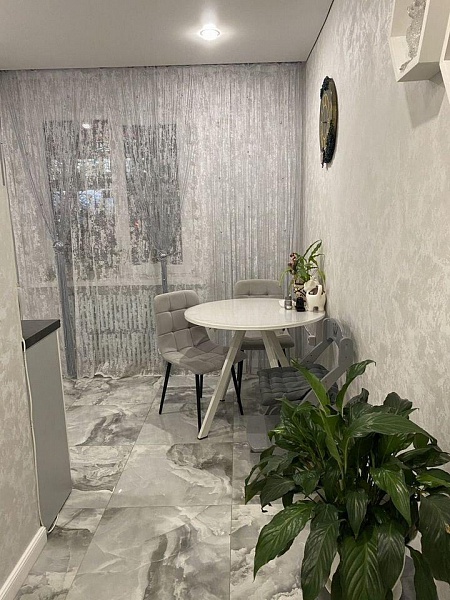 2-к. квартира, 55,7 м², 1/10 эт.