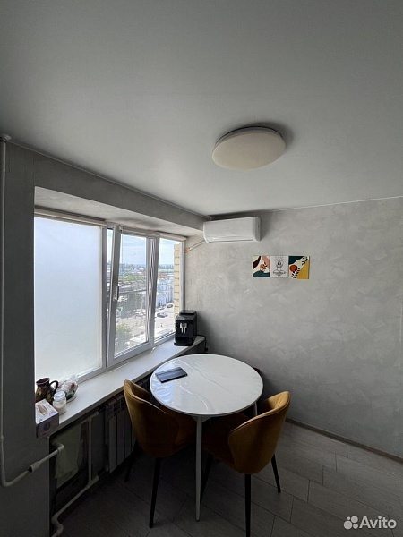 2-к. квартира, 43 м², 9/9 эт.