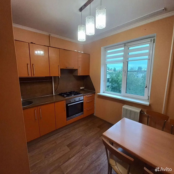2-к. квартира, 54 м², 6/9 эт.