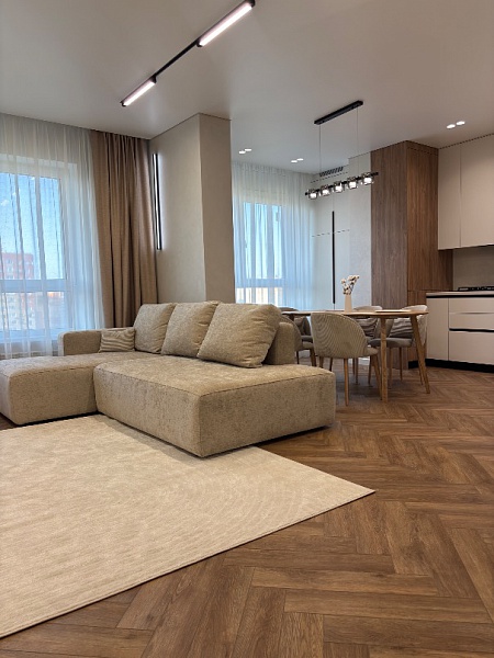 2-к. квартира, 78 м², 12/21 эт.