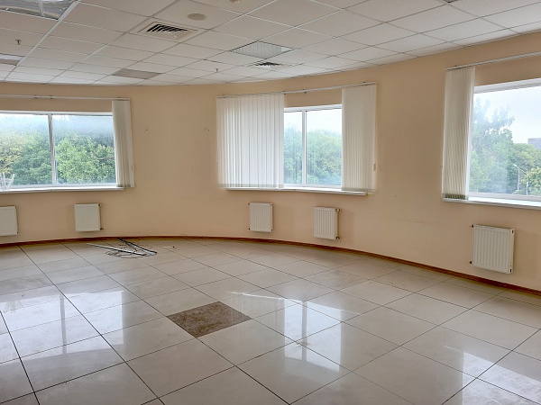 Аренда офисных помещений 56,3; 55,9; 77,1 м2, в Бизнес центре  Европарк,