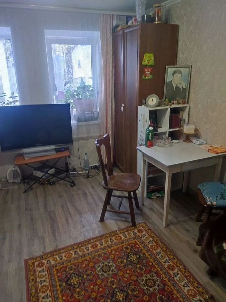 2-к. квартира, 40 м², 1/1 эт.