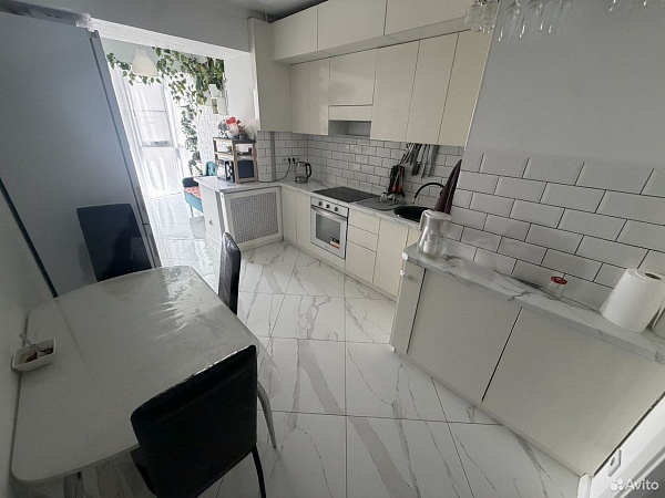2-к. квартира, 67,4 м², 9/16 эт.
