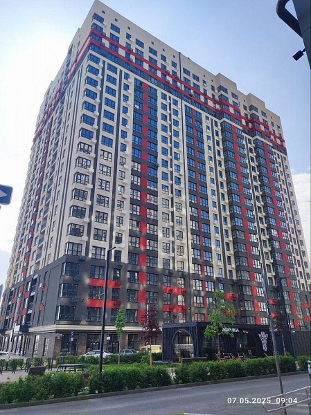 2-к. квартира, 64 м², 13/22 эт.