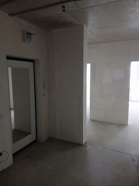 3-к. квартира, 91,5 м², 1/8 эт.