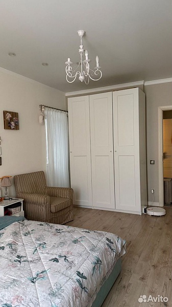 3-к. квартира, 860 м², 10/16 эт.
