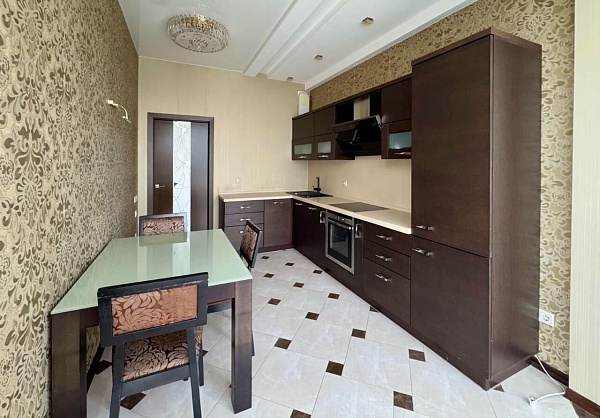 3-к. квартира, 100,3 м², 6/16 эт.