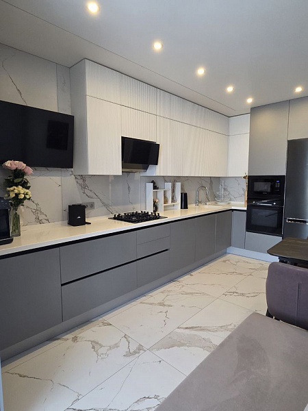 3-к. квартира, 83 м², 20/20 эт.