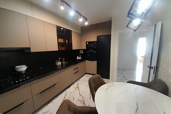 Продажа 3-к квартиры, 74.1 км.м., 1/15 этаж