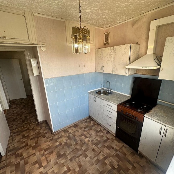 2-к. квартира, 57 м², 5/5 эт.