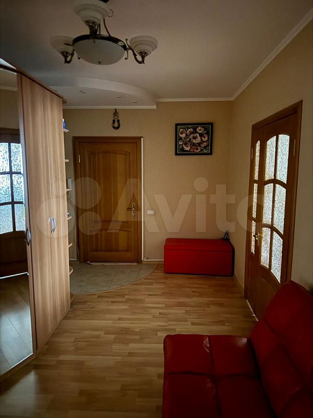 2-к. квартира, 84 м², 4/6 эт.