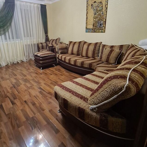 3-к. квартира, 67 м², 2/10 эт.