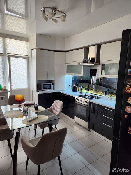 2-к. квартира, 57 м², 12/16 эт.