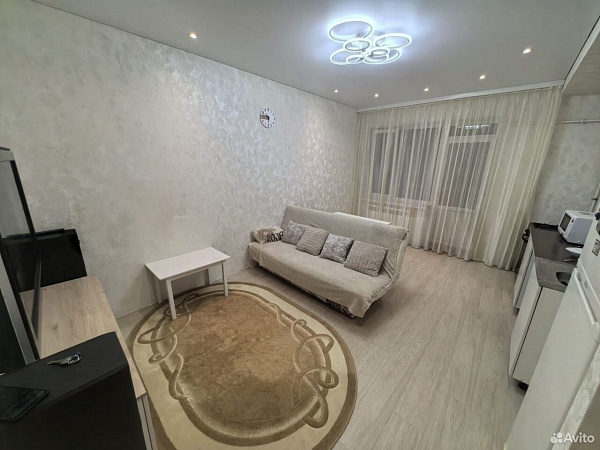 3-к. квартира, 96 м², 8/10 эт.