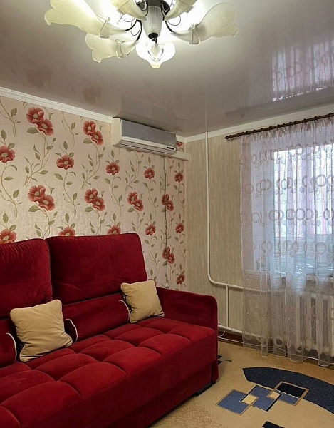 2-к. квартира, 57 м², 2/5 эт.
