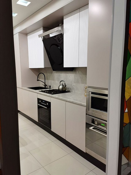 3-к. квартира, 136 м², 2/3 эт.