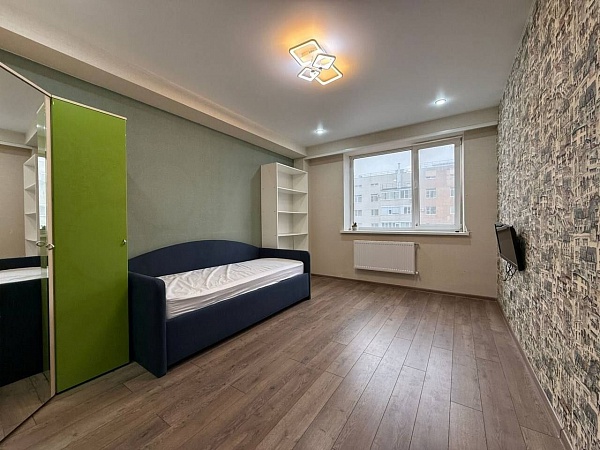 3-к. квартира, 84 м², 14/16 эт.