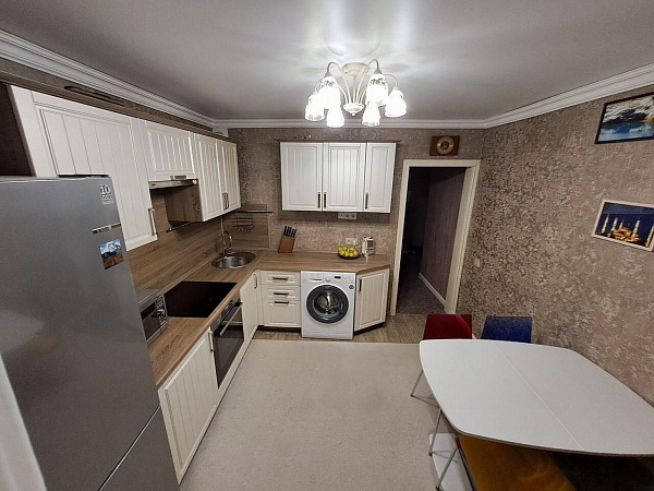 3-к. квартира, 74,3 м², 1/12 эт.