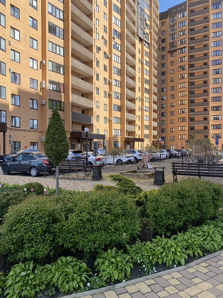 3-к. квартира, 102 м², 3/16 эт.